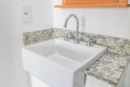 Apartamento para alugar com 55m², 2 quartos e 1 vaga Apartamento para alugar com 55m², 2 quartos e 1 vagaBanheiro Social