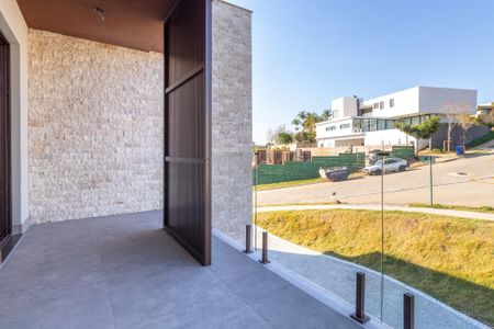 Casa de condomínio à venda com 509m², 4 quartos e 4 vagas Casa de condomínio à venda com 509m², 4 quartos e 4 vagasÁrea Externa
