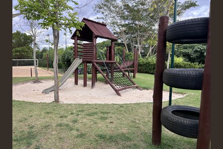 Casa de condomínio à venda com 509m², 4 quartos e 4 vagas Casa de condomínio à venda com 509m², 4 quartos e 4 vagasPlayground