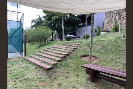 Casa de condomínio à venda com 509m², 4 quartos e 4 vagas Casa de condomínio à venda com 509m², 4 quartos e 4 vagasÁrea Externa