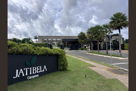 Casa de condomínio à venda com 509m², 4 quartos e 4 vagas Casa de condomínio à venda com 509m², 4 quartos e 4 vagasPortaria