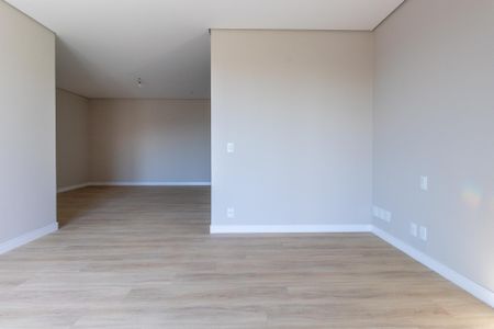 Sala de casa de condomínio à venda com 4 quartos, 509m² em Parque Imperador, Campinas
