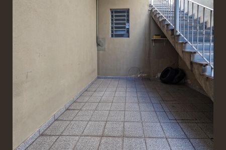 Casa para alugar com 3 quartos, 220m² em Jardim Sao Jose, São Paulo