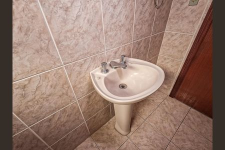 Casa para alugar com 220m², 3 quartos e 1 vaga