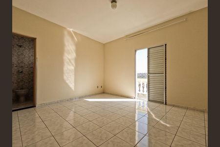 Casa para alugar com 220m², 3 quartos e 1 vaga