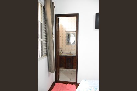 Casa à venda com 125m², 3 quartos e 2 vagas Casa à venda com 125m², 3 quartos e 2 vagasBanheiro da Suíte