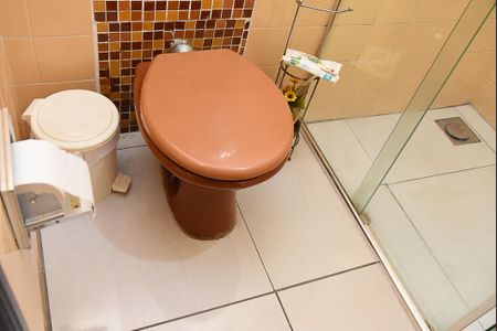 Casa à venda com 125m², 3 quartos e 2 vagas Casa à venda com 125m², 3 quartos e 2 vagasbanheiro social