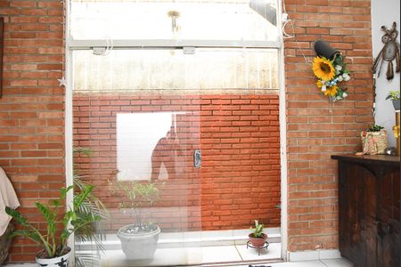 Casa à venda com 125m², 3 quartos e 2 vagas Casa à venda com 125m², 3 quartos e 2 vagasjanela sala jantar