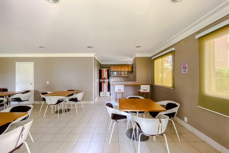 Apartamento para alugar com 75m², 2 quartos e 2 vagasÁrea comum - Salão de festas