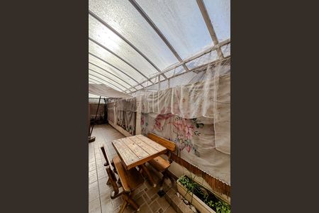 Apartamento para alugar com 75m², 2 quartos e 2 vagasVaranda