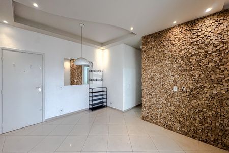 Apartamento para alugar com 75m², 2 quartos e 2 vagasSala