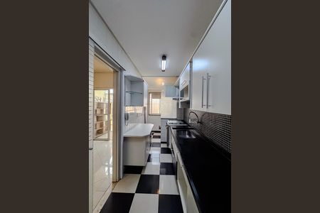 Apartamento para alugar com 75m², 2 quartos e 2 vagasCozinha