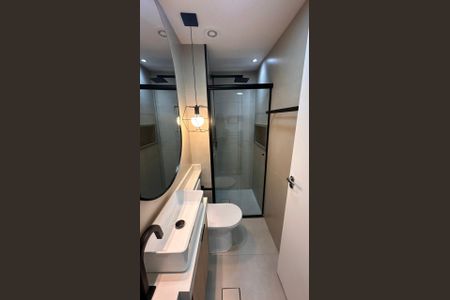 Banheiro de apartamento para alugar com 1 quarto, 59m² em Jardim Monte Kemel, São Paulo