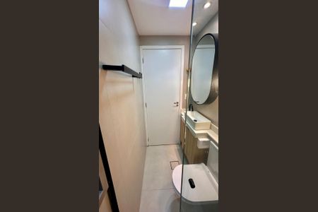 Banheiro de apartamento para alugar com 1 quarto, 59m² em Jardim Monte Kemel, São Paulo