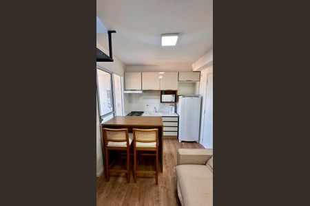 Cozinha de apartamento para alugar com 1 quarto, 59m² em Jardim Monte Kemel, São Paulo