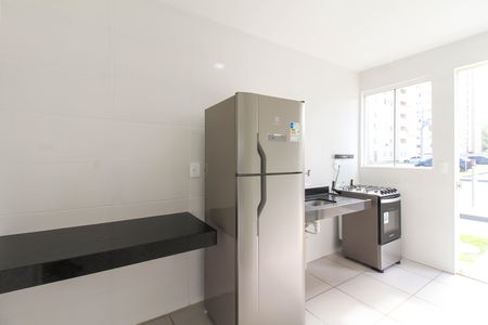 Apartamento para alugar com 42m², 2 quartos e 1 vaga Apartamento para alugar com 42m², 2 quartos e 1 vagaÁrea comum - Salão de festas