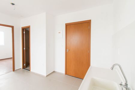 Apartamento para alugar com 42m², 2 quartos e 1 vaga Apartamento para alugar com 42m², 2 quartos e 1 vagaCozinha e Área de Serviço
