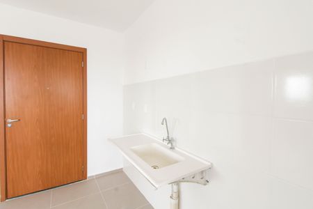 Apartamento para alugar com 42m², 2 quartos e 1 vaga Apartamento para alugar com 42m², 2 quartos e 1 vagaCozinha e Área de Serviço