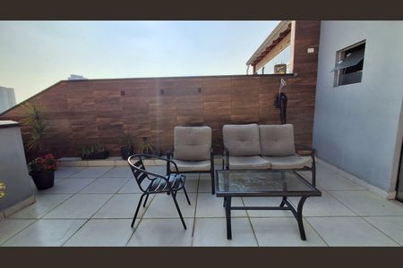 Apartamento à venda com 132m², 3 quartos e 2 vagas Apartamento à venda com 132m², 3 quartos e 2 vagasCobertura