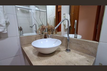 Apartamento à venda com 132m², 3 quartos e 2 vagas Apartamento à venda com 132m², 3 quartos e 2 vagasBanheiro Suíte
