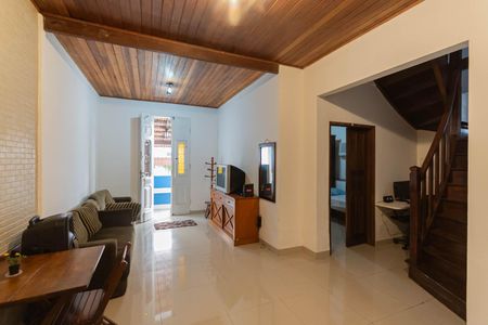 Casa para alugar com 285m², 4 quartos e sem vagaSala