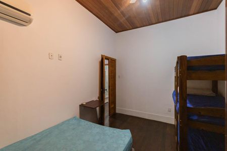 Casa para alugar com 285m², 4 quartos e sem vagaQuarto 2