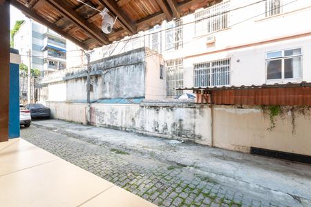 Casa para alugar com 285m², 4 quartos e sem vagaVaranda