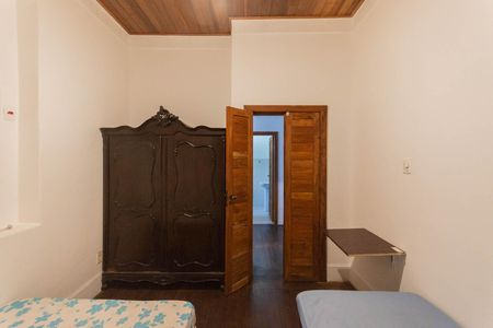 Casa para alugar com 285m², 4 quartos e sem vagaQuarto 4