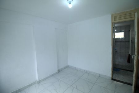Quarto  2 de apartamento para alugar com 2 quartos, 46m² em Irajá, Rio de Janeiro