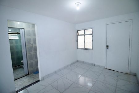 Sala de apartamento para alugar com 2 quartos, 46m² em Irajá, Rio de Janeiro