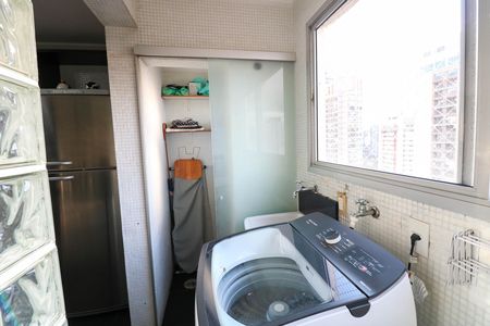 Apartamento à venda com 99m², 2 quartos e 1 vaga