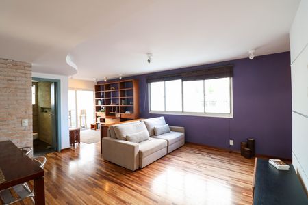 Apartamento à venda com 99m², 2 quartos e 1 vaga