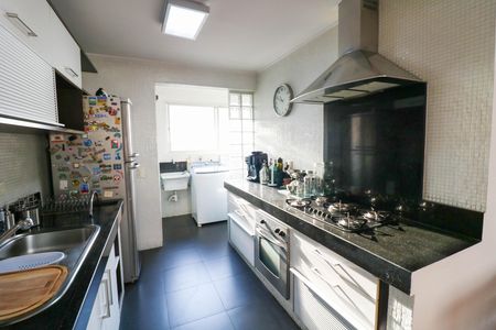 Apartamento à venda com 99m², 2 quartos e 1 vaga