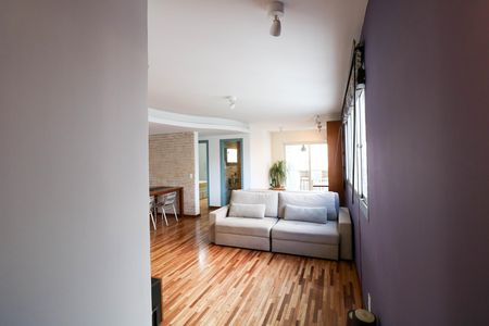 Apartamento à venda com 99m², 2 quartos e 1 vaga