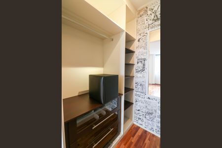 Apartamento à venda com 99m², 2 quartos e 1 vaga