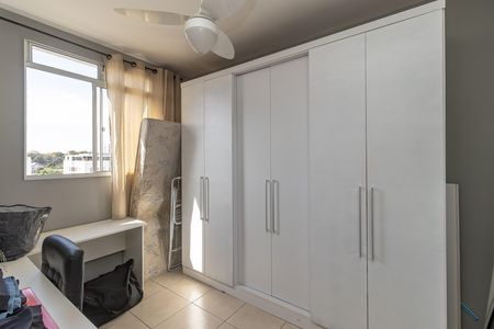 Quarto 2 de apartamento para alugar com 2 quartos, 46m² em São João Batista, Belo Horizonte