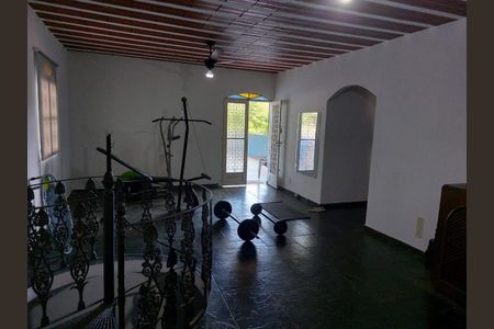Casa para alugar com 4 quartos, 260m² em Tanque, Rio de Janeiro