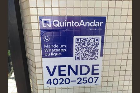 Apartamento à venda com 128m², 3 quartos e 3 vagas Apartamento à venda com 128m², 3 quartos e 3 vagasplaquinha