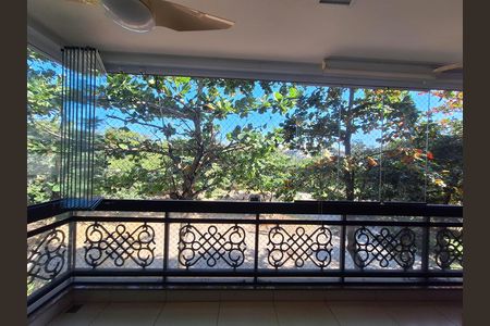 Apartamento à venda com 128m², 3 quartos e 3 vagas Apartamento à venda com 128m², 3 quartos e 3 vagasVista do Quarto 1