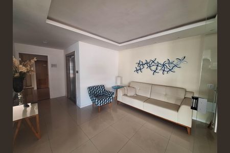 Apartamento à venda com 128m², 3 quartos e 3 vagas Apartamento à venda com 128m², 3 quartos e 3 vagasÁrea comum
