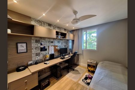 Apartamento à venda com 128m², 3 quartos e 3 vagas Apartamento à venda com 128m², 3 quartos e 3 vagasQuarto 2