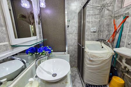 Studio para alugar com 50m², 1 quarto e sem vaga Studio para alugar com 50m², 1 quarto e sem vagaBanheiro