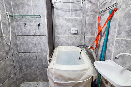 Studio para alugar com 50m², 1 quarto e sem vaga Studio para alugar com 50m², 1 quarto e sem vagaBanheiro