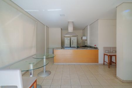 Apartamento à venda com 90m², 3 quartos e 2 vagas Apartamento à venda com 90m², 3 quartos e 2 vagasÁrea comum - Salão de festas