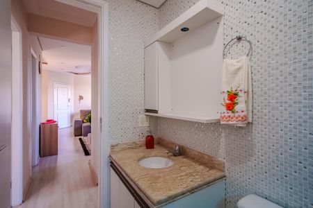Apartamento à venda com 90m², 3 quartos e 2 vagas Apartamento à venda com 90m², 3 quartos e 2 vagasBanheiro