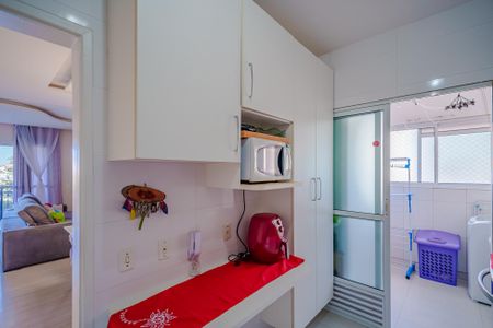 Apartamento à venda com 90m², 3 quartos e 2 vagas Apartamento à venda com 90m², 3 quartos e 2 vagasCozinha