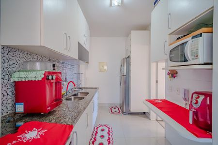 Apartamento à venda com 90m², 3 quartos e 2 vagas Apartamento à venda com 90m², 3 quartos e 2 vagasCozinha