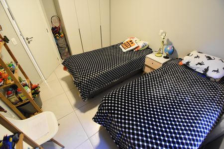 Casa de condomínio à venda com 130m², 3 quartos e 2 vagasQuarto 2