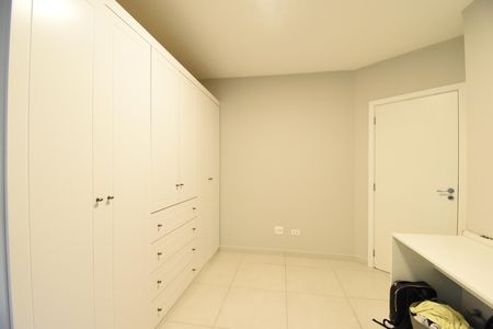 Casa de condomínio à venda com 130m², 3 quartos e 2 vagasQuarto 3