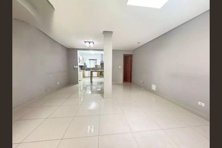 Sala de casa para alugar com 4 quartos, 235m² em Nova Petrópolis, São Bernardo do Campo